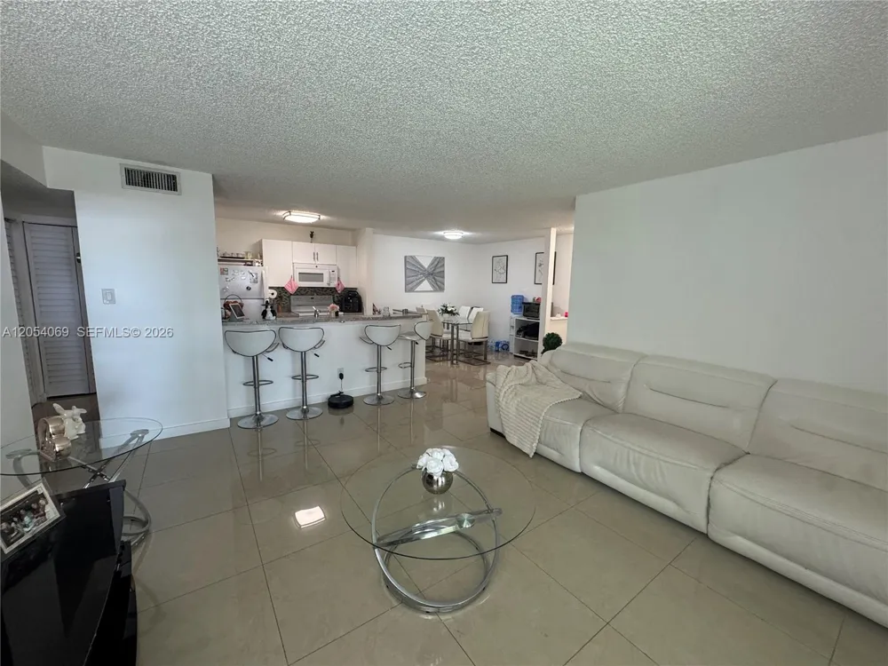 10610 SW 158th Ct #206 Miami, FL 33196