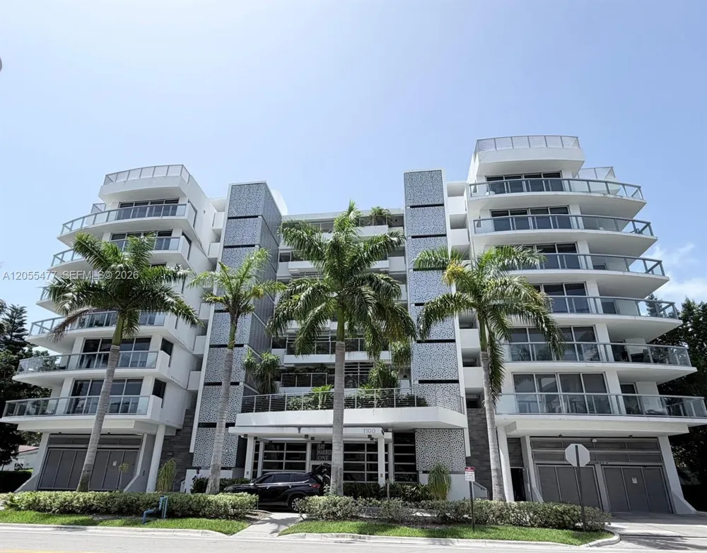 1100 100th St #606 Bay Harbor Islands, FL 33154