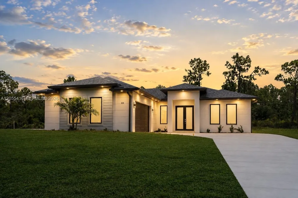 8418 Sun N lakes Blvd Sebring, FL 33872
