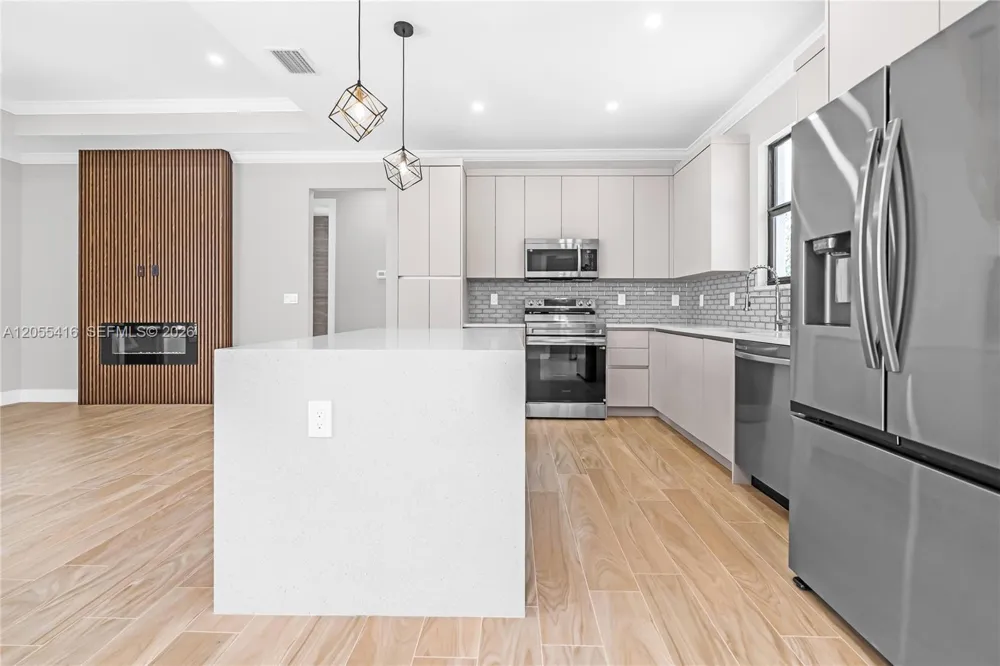 8418 Sun N lakes Blvd Sebring, FL 33872