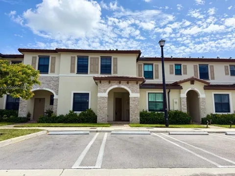 9965 SW 228th Ter