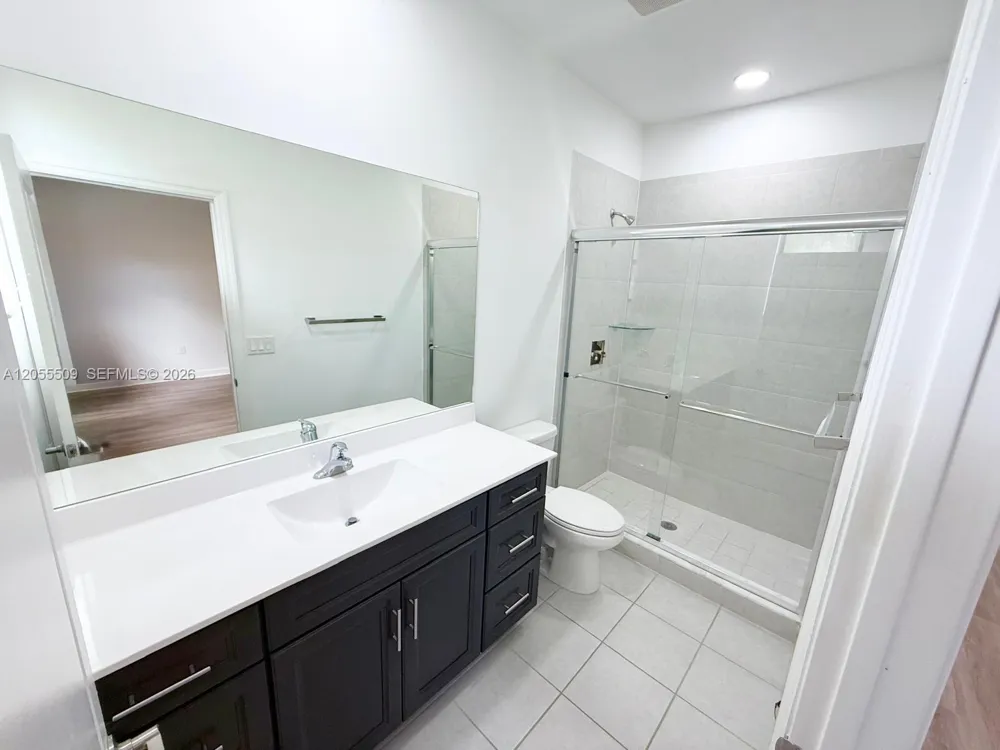 9965 SW 228th Ter Miami, FL 33190