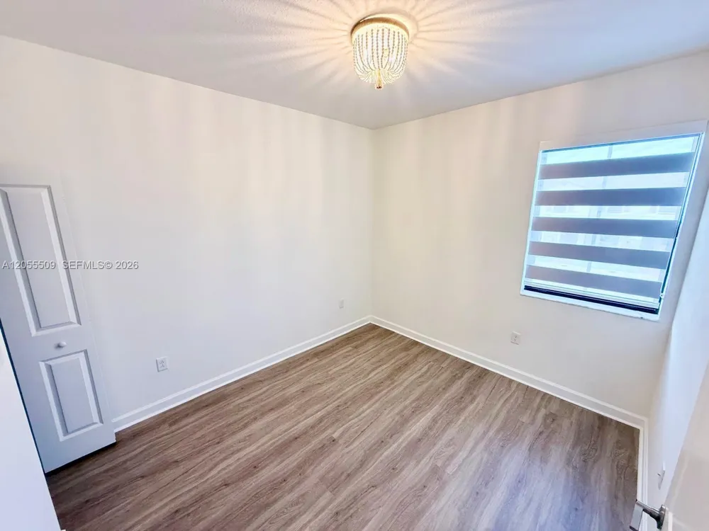 9965 SW 228th Ter Miami, FL 33190