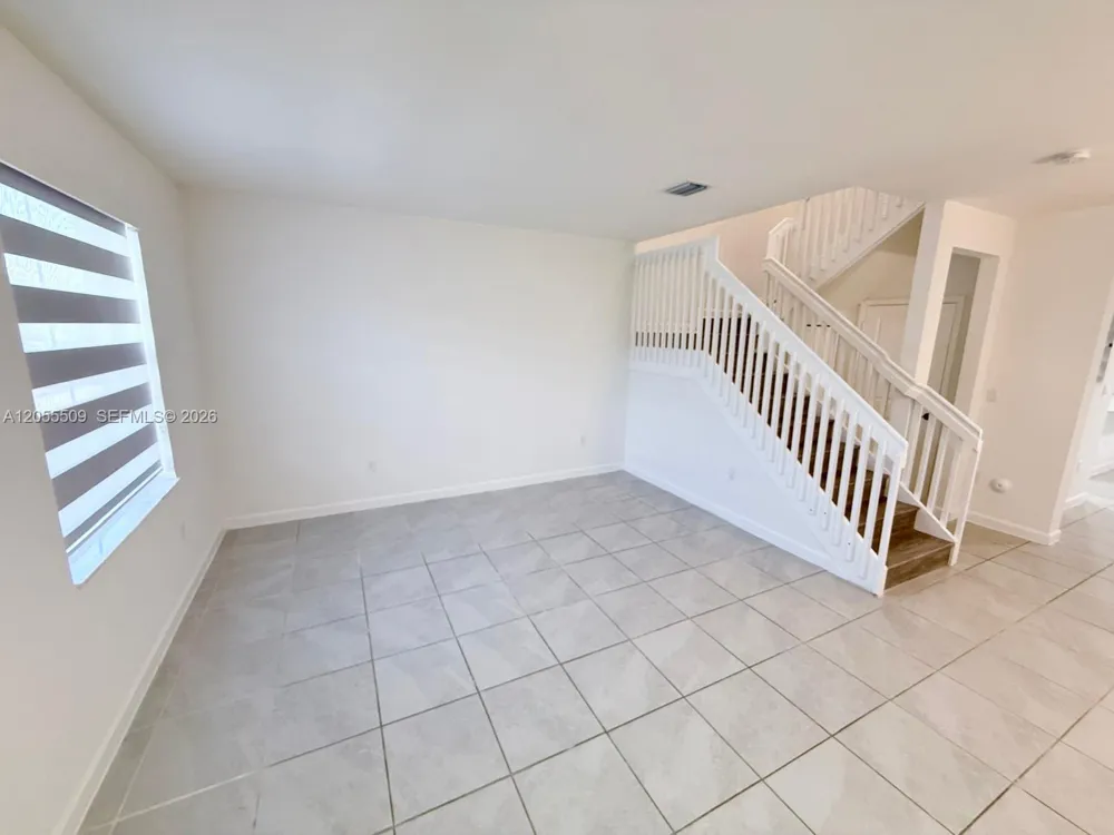 9965 SW 228th Ter Miami, FL 33190