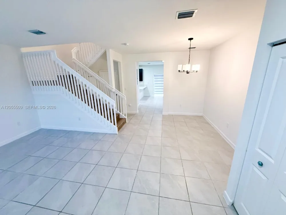 9965 SW 228th Ter Miami, FL 33190