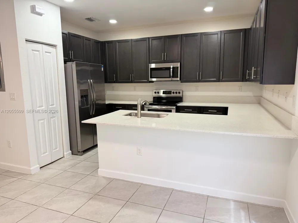 9965 SW 228th Ter Miami, FL 33190