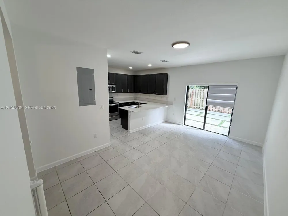 9965 SW 228th Ter Miami, FL 33190