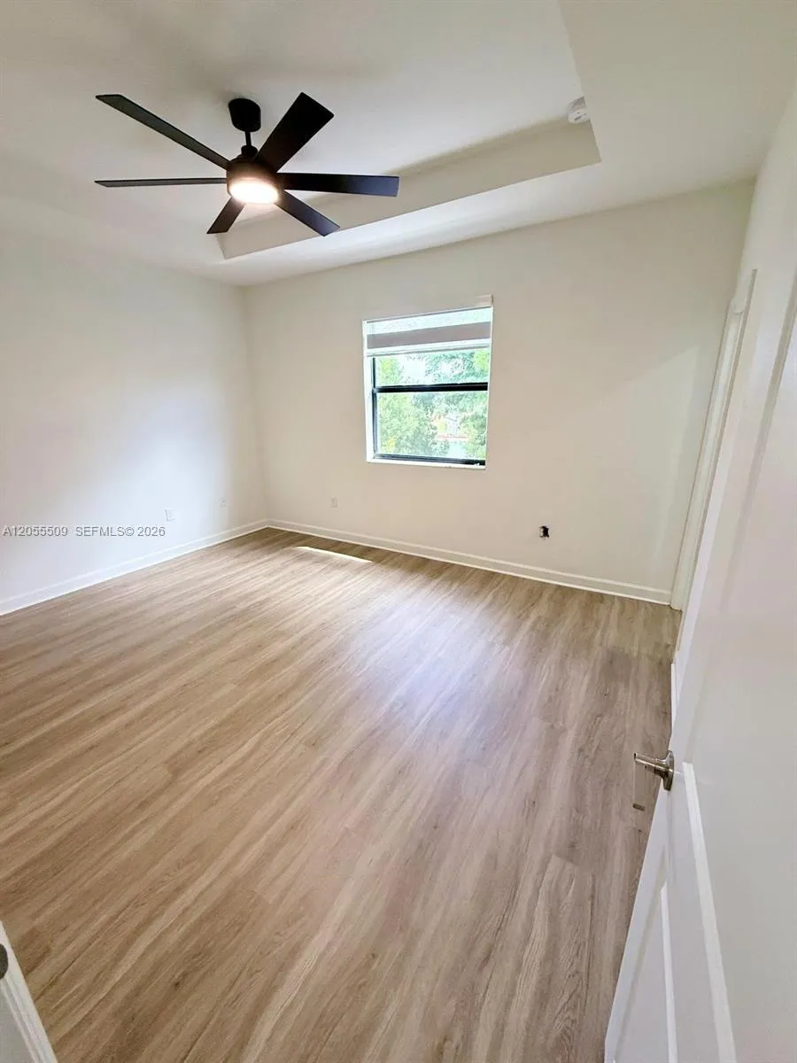 9965 SW 228th Ter Miami, FL 33190