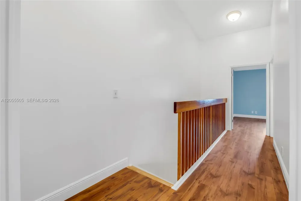 7050 SW 42nd Ct Davie, FL 33314