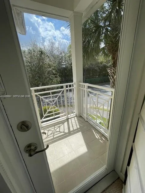 10731 NW 74th Ter #. Doral, FL 33178