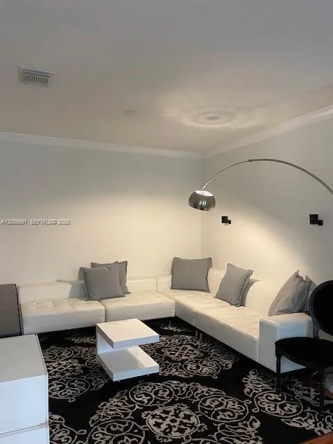 10731 NW 74th Ter #. Doral, FL 33178