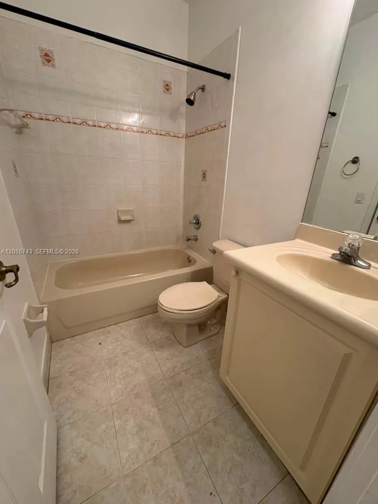 5420 NW 107th Ave #301 Doral, FL 33178