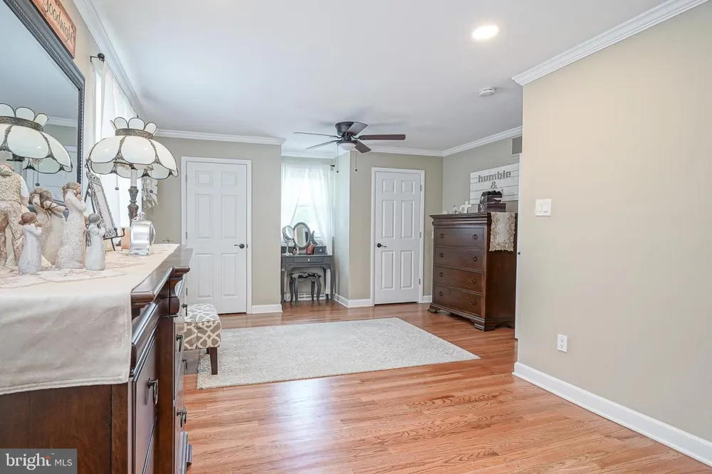 1024 OXMEAD Eastampton, NJ 08060