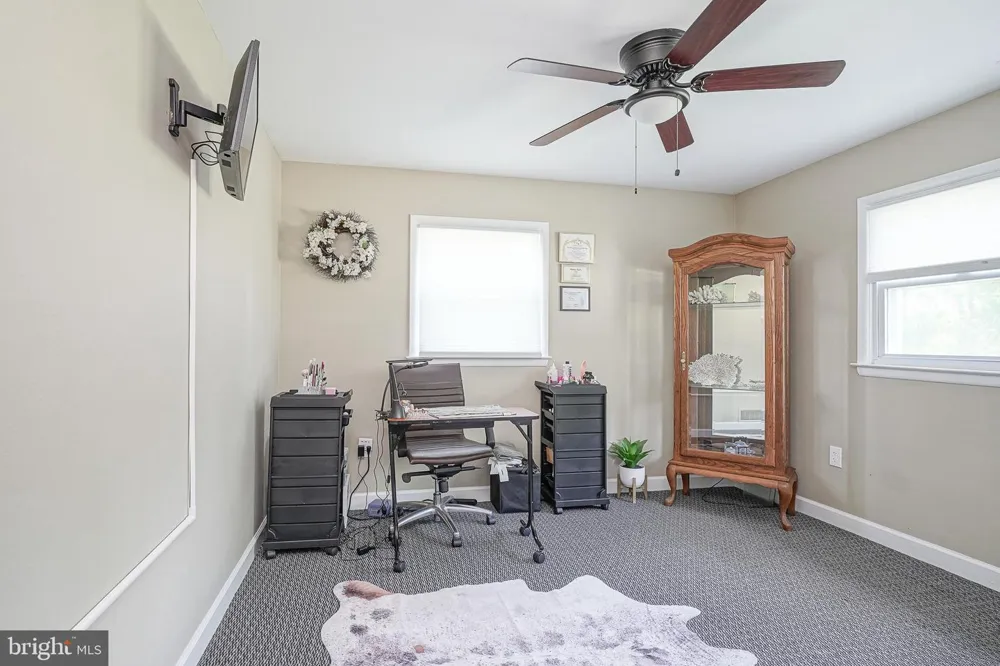 1024 OXMEAD Eastampton, NJ 08060