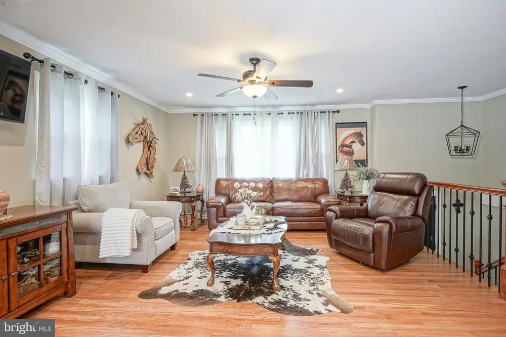 1024 OXMEAD Eastampton, NJ 08060