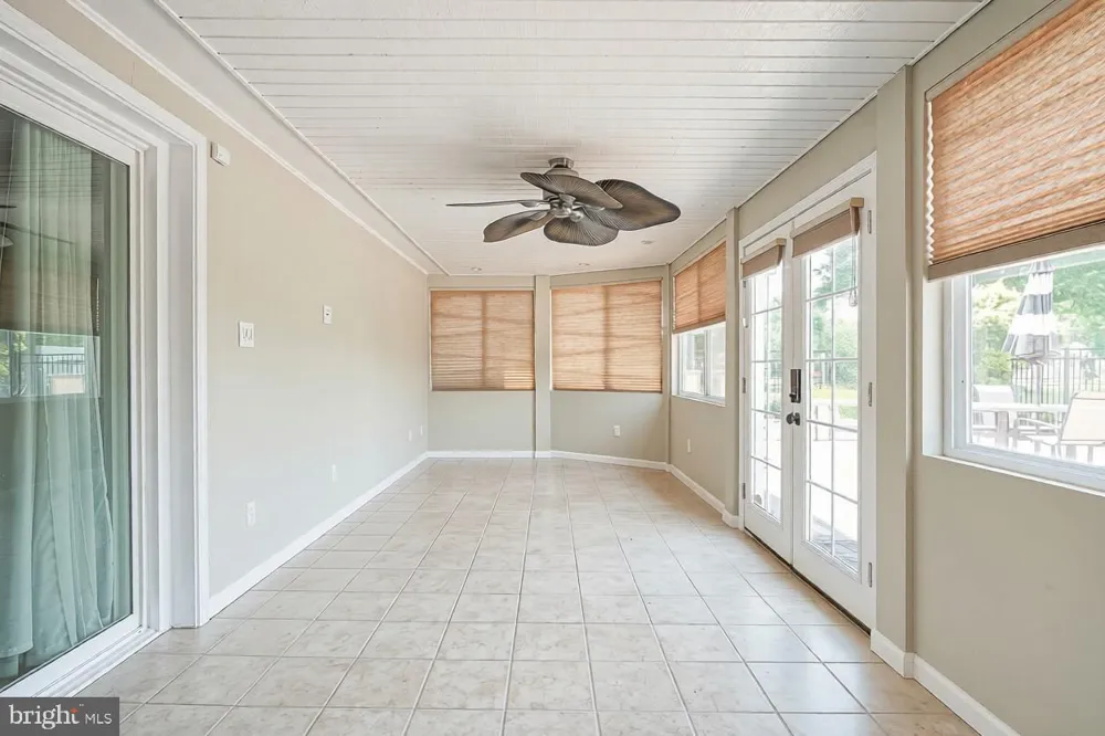1024 OXMEAD Eastampton, NJ 08060