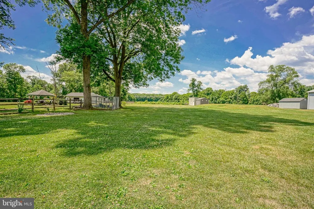 1024 OXMEAD Eastampton, NJ 08060