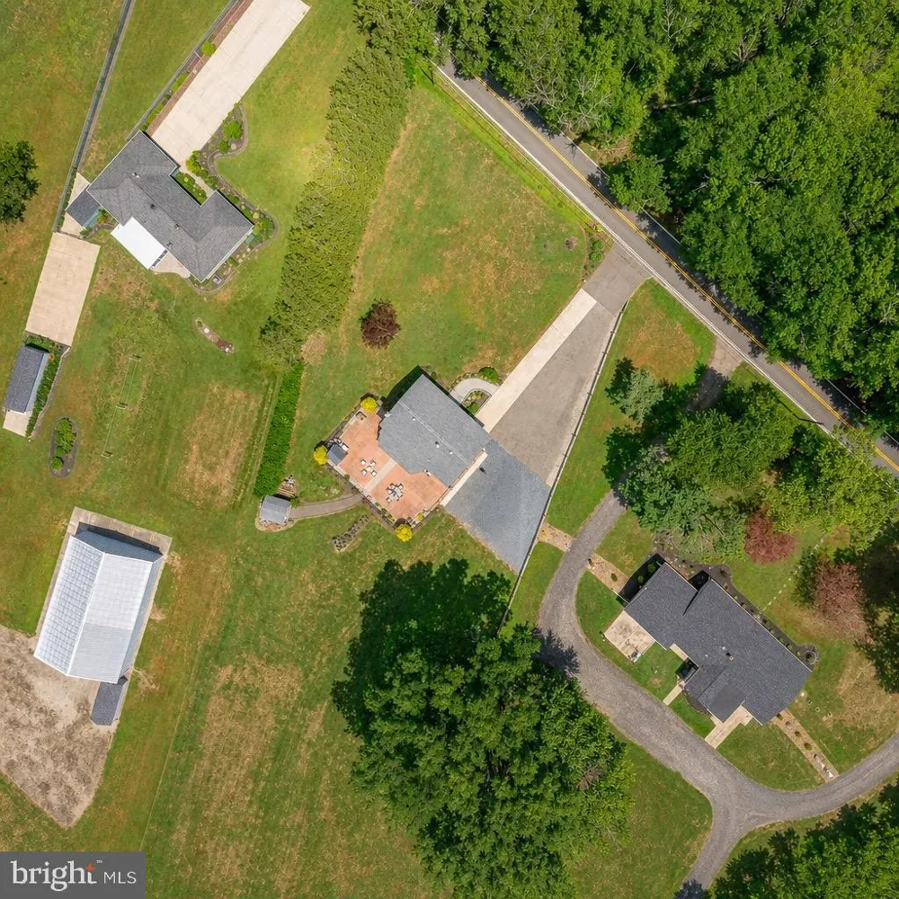 1024 OXMEAD Eastampton, NJ 08060