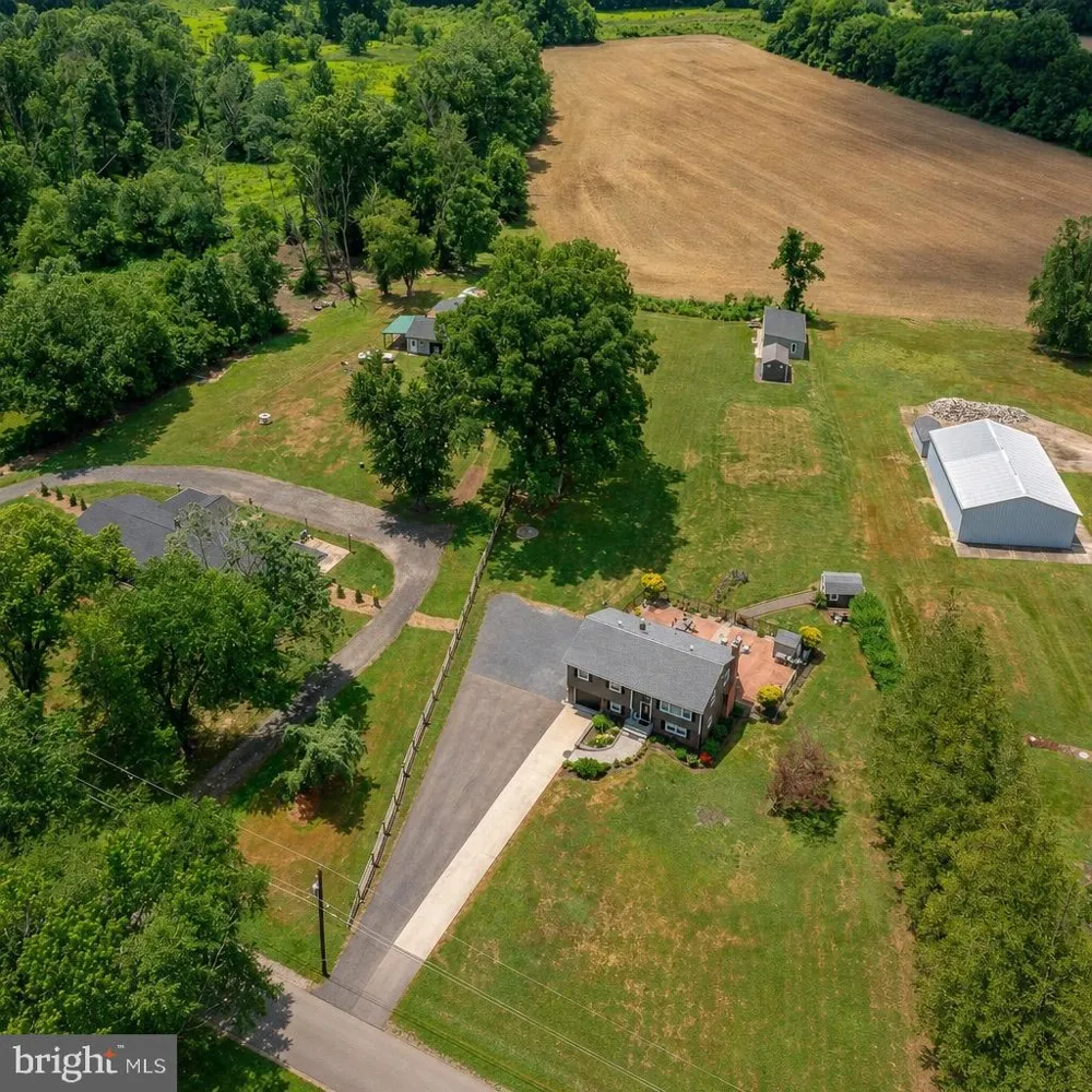 1024 OXMEAD Eastampton, NJ 08060