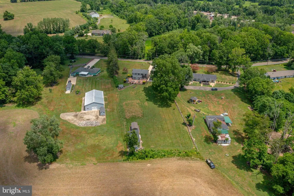 1024 OXMEAD Eastampton, NJ 08060