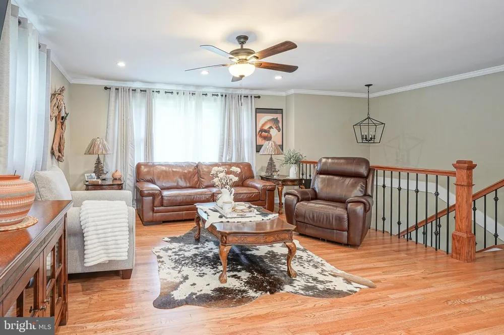 1024 OXMEAD Eastampton, NJ 08060