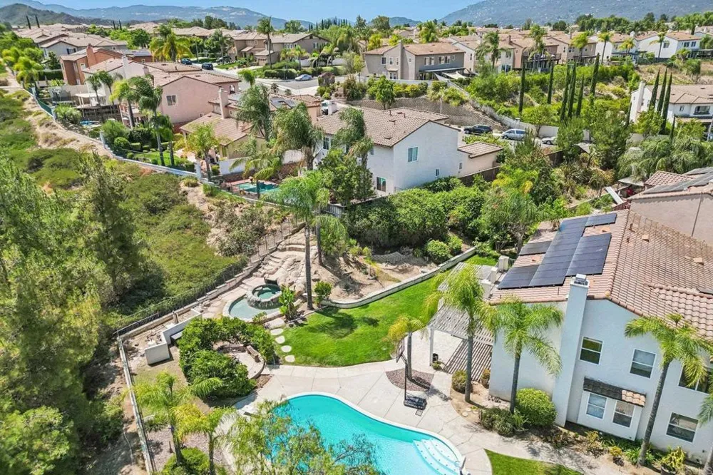 45608 Corte Royal Temecula, CA 92592