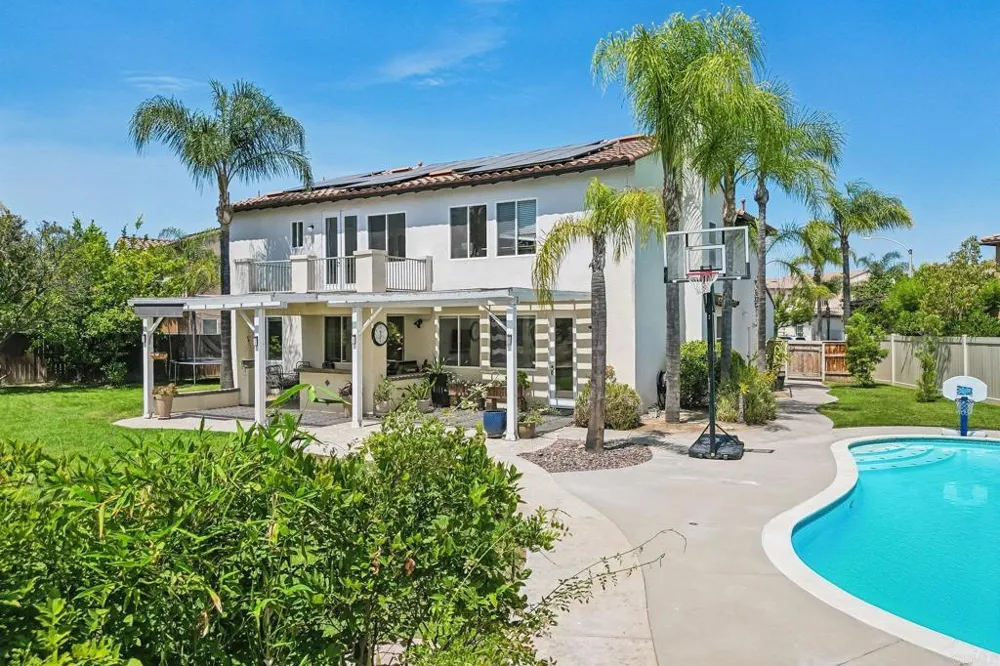 45608 Corte Royal Temecula, CA 92592