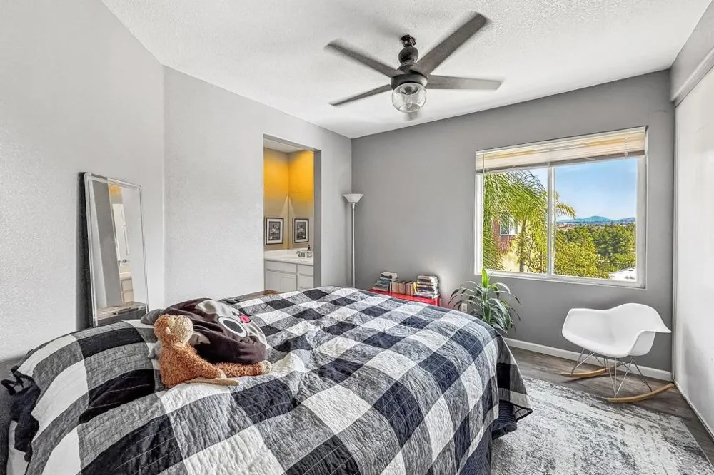 45608 Corte Royal Temecula, CA 92592