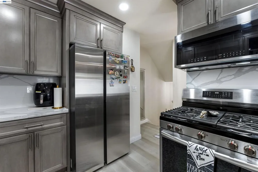 903 Appian Knoll Ct El Sobrante, CA 94803