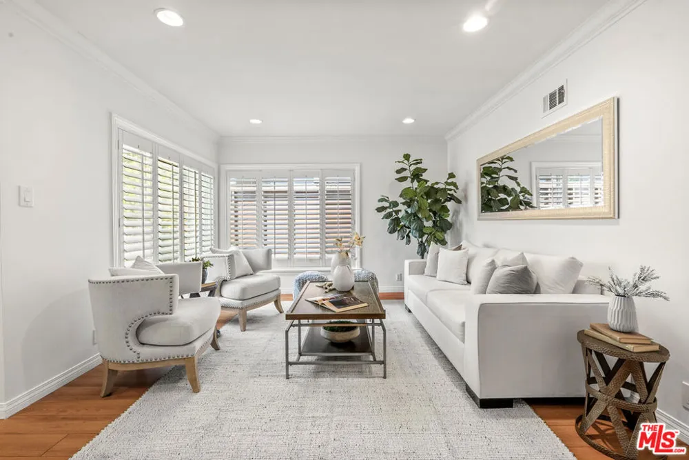 9131 Olin Street Los Angeles, CA 90034