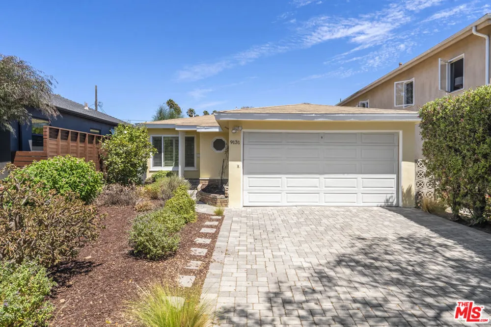 9131 Olin Street Los Angeles, CA 90034