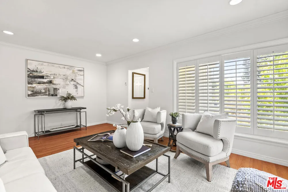 9131 Olin Street Los Angeles, CA 90034