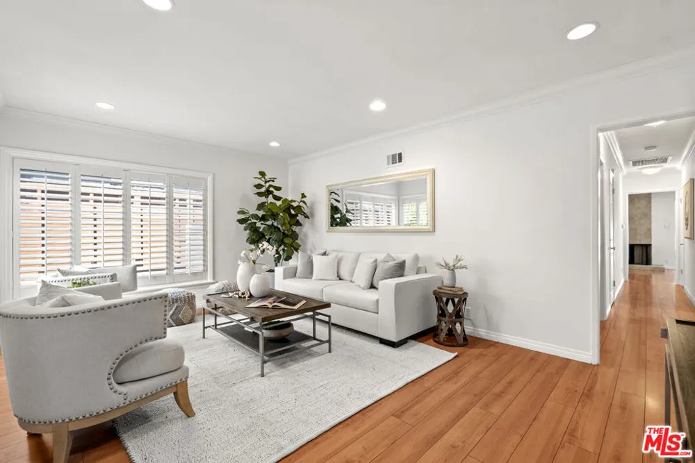 9131 Olin Street Los Angeles, CA 90034