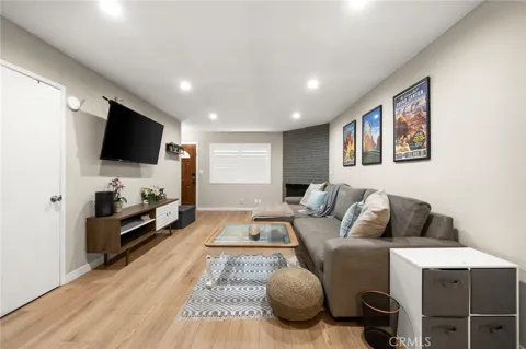 2452 Chelsea Place #M