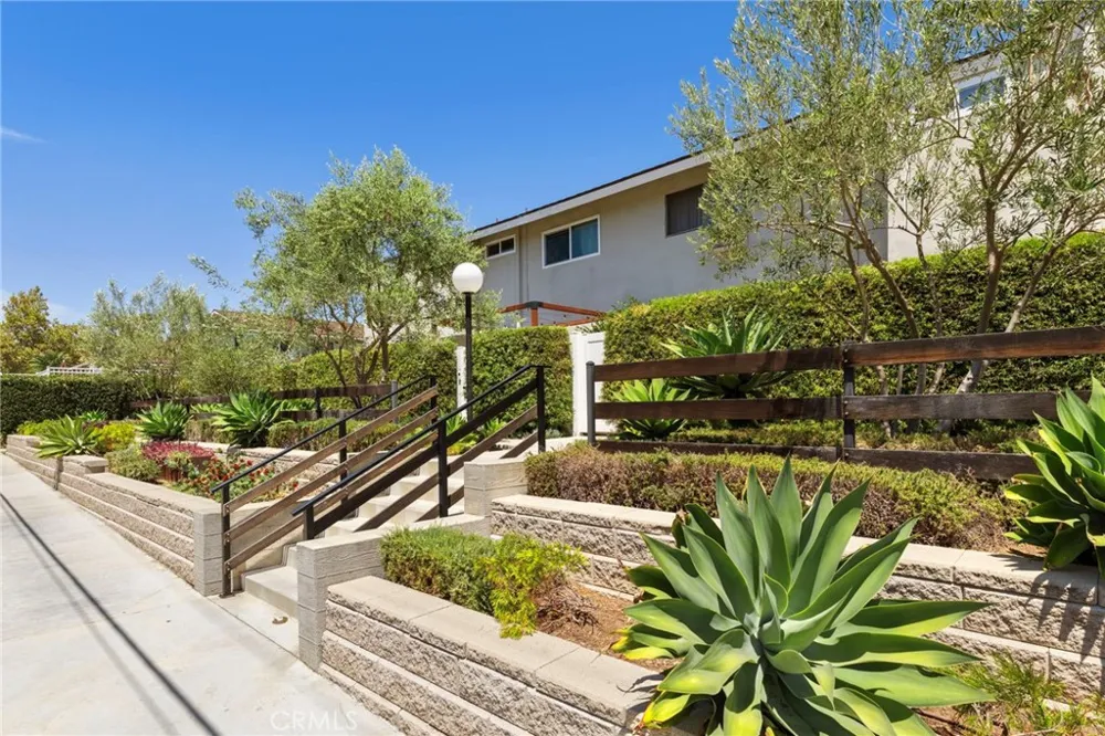4524 Jamestown Yorba Linda, CA 92886