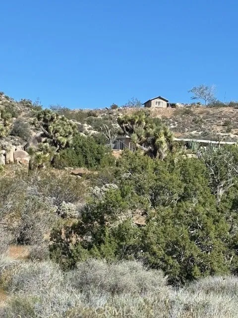 5437 Davis Way Yucca Valley, CA 92284