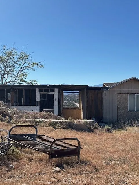 5437 Davis Way