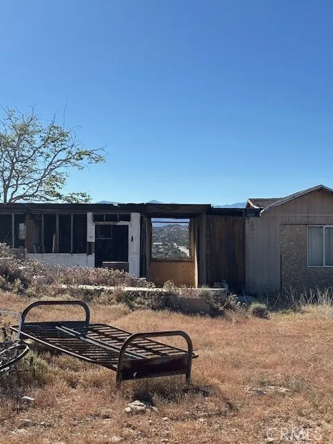 5437 Davis Way Yucca Valley, CA 92284