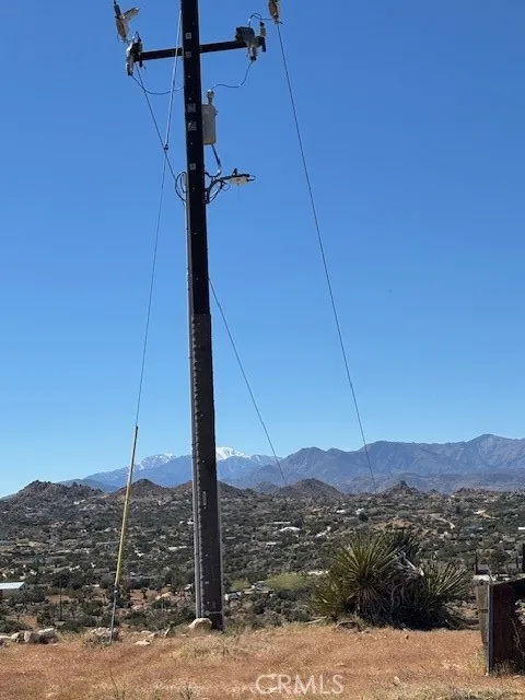 5437 Davis Way Yucca Valley, CA 92284