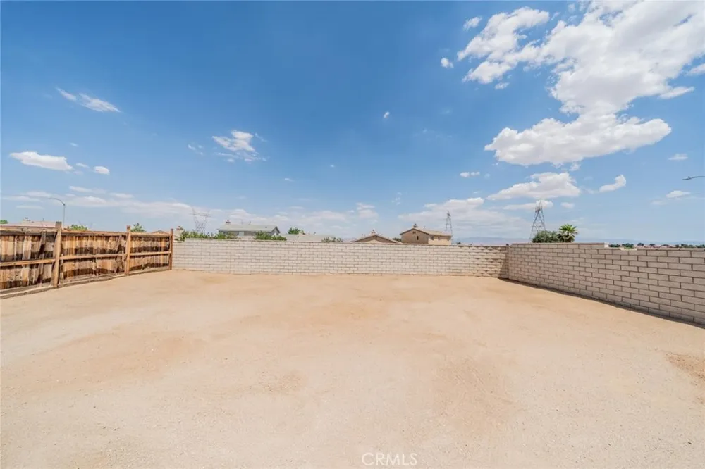 14577 Crossing Trail Victorville, CA 92394