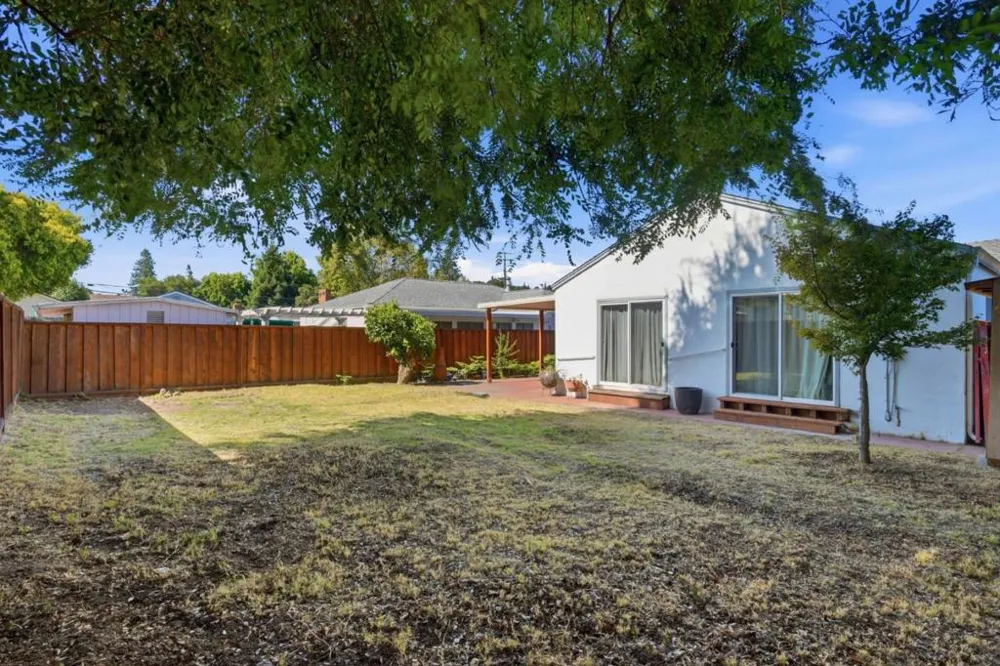 21968 Orange Avenue Castro Valley, CA 94546