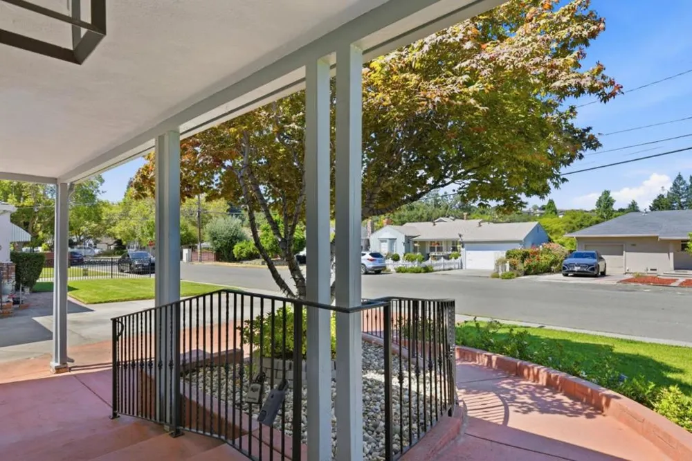 21968 Orange Avenue Castro Valley, CA 94546