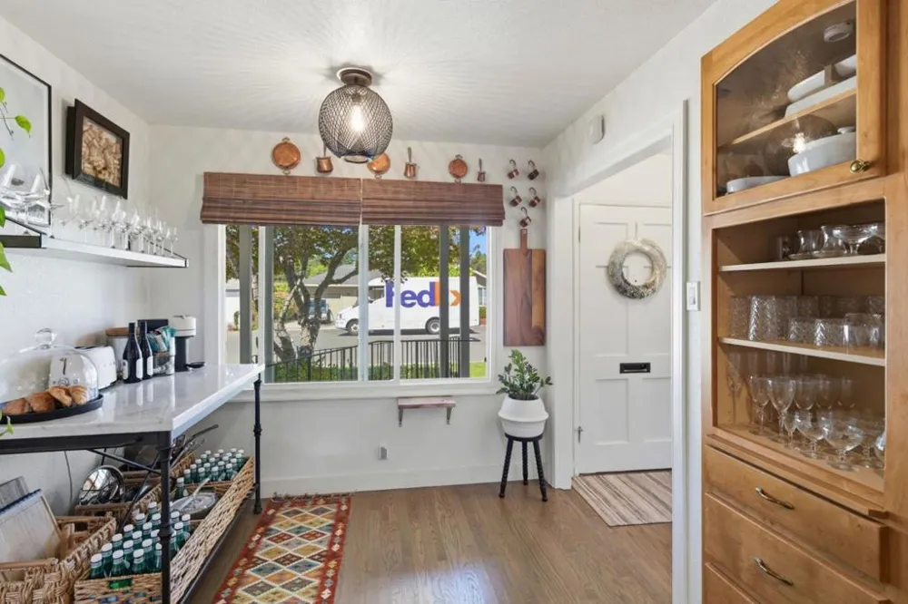 21968 Orange Avenue Castro Valley, CA 94546