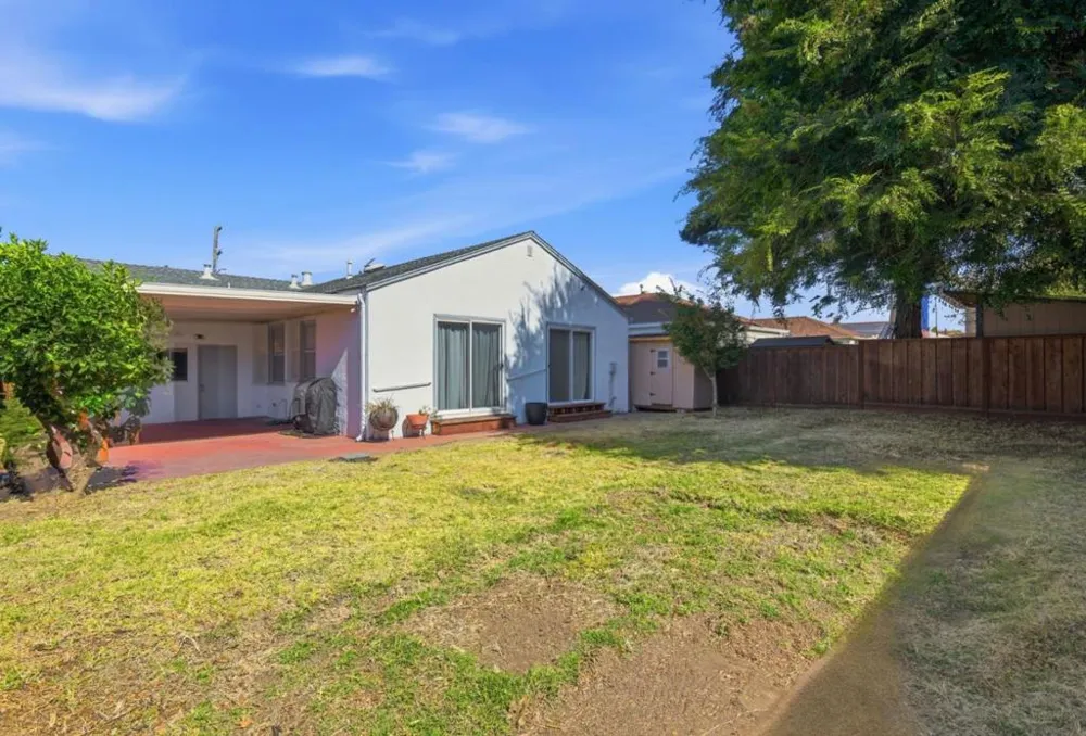 21968 Orange Avenue Castro Valley, CA 94546