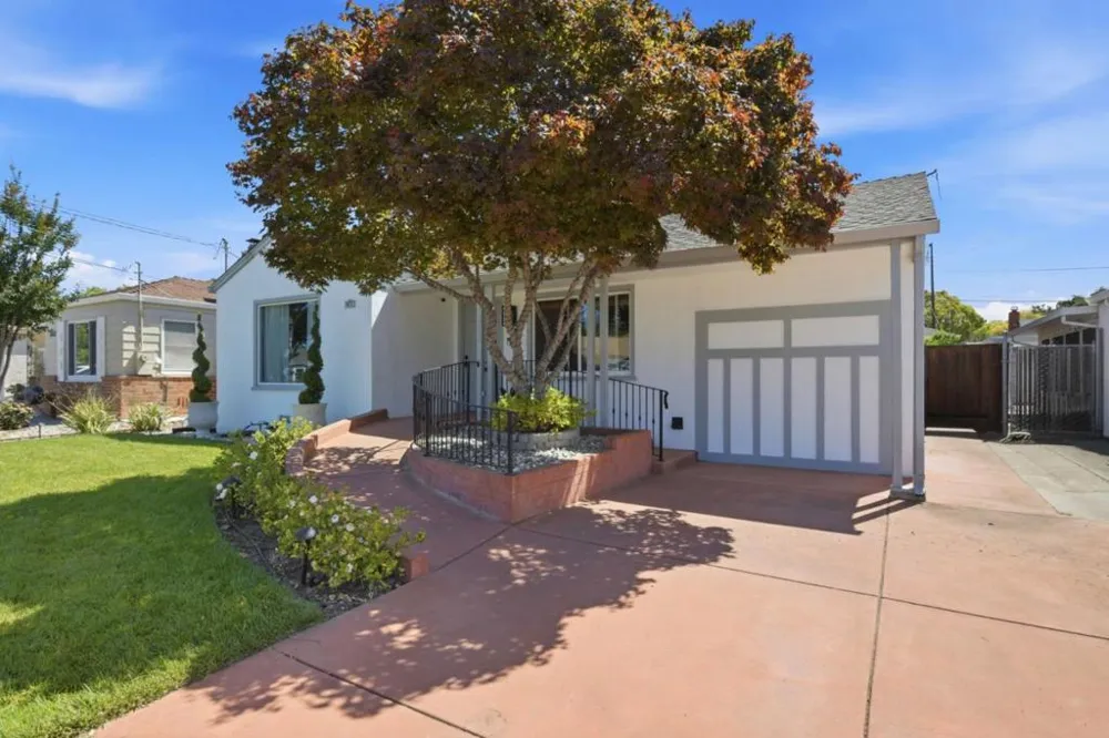 21968 Orange Avenue Castro Valley, CA 94546