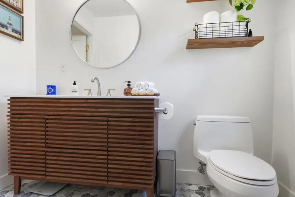 21968 Orange Avenue Castro Valley, CA 94546