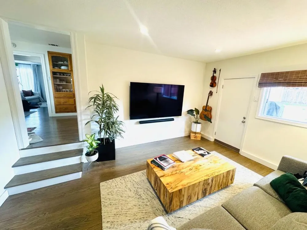 21968 Orange Avenue Castro Valley, CA 94546