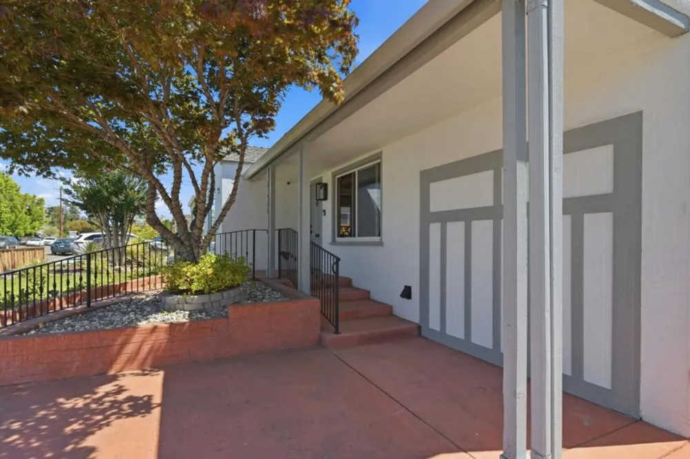 21968 Orange Avenue Castro Valley, CA 94546