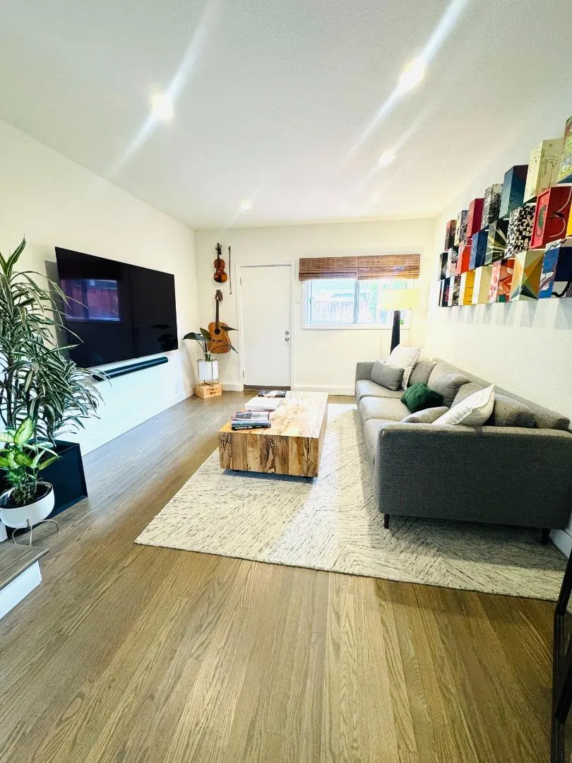 21968 Orange Avenue Castro Valley, CA 94546