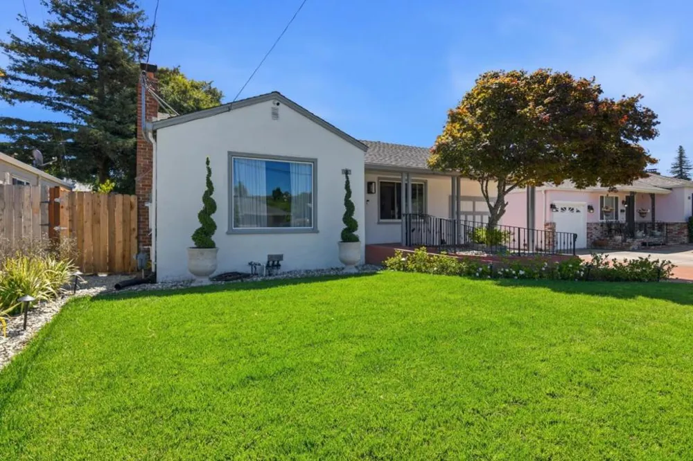 21968 Orange Avenue Castro Valley, CA 94546